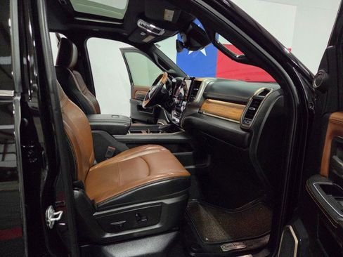 Used 2020 RAM 2500 Limited image 8