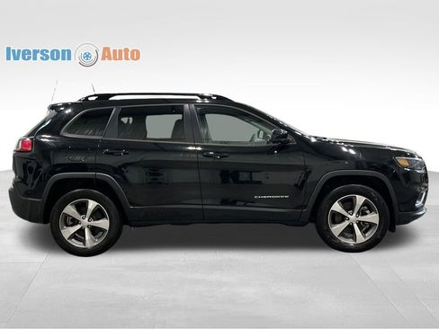 Used 2022 Jeep Cherokee Limited AWD/4WD image 10
