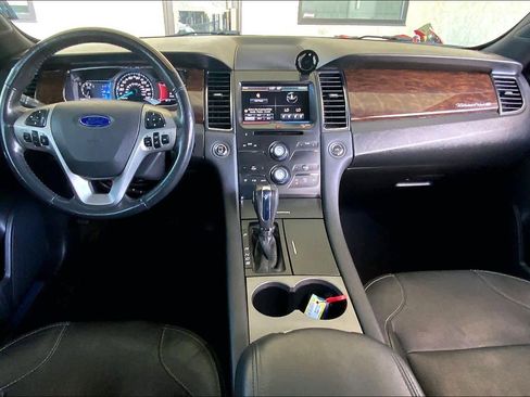 Used 2014 Ford Taurus Limited FWD image 14