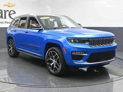 Used 2023 Jeep Grand Cherokee Summit AWD/4WD image 1