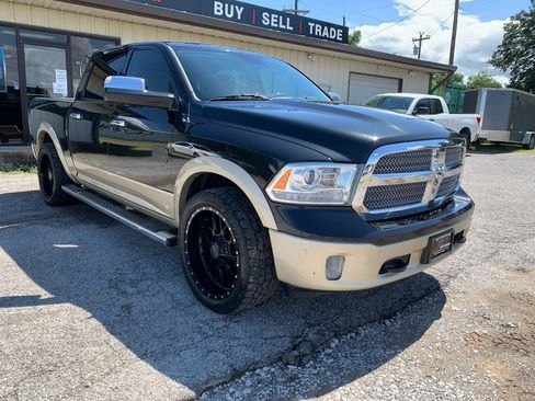Used 2016 RAM 1500 Laramie Longhorn w/ Convenience Group AWD/4WD image 4