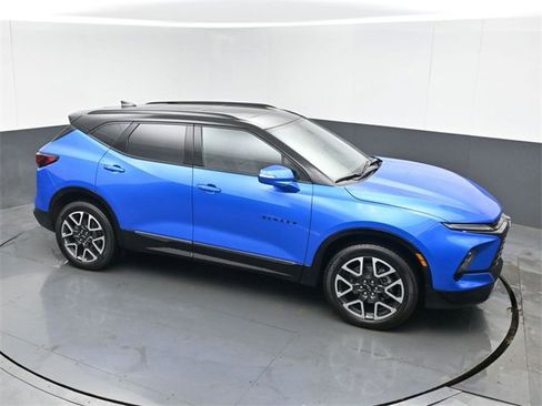 Used 2024 Chevrolet Blazer RS image 1