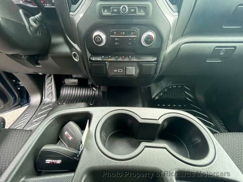 Used 2022 GMC Sierra 1500 Pro w/ Pro Value Package image 26