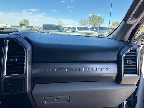 Used 2017 Ford F250 XLT w/ Advanced Security Pack image 19