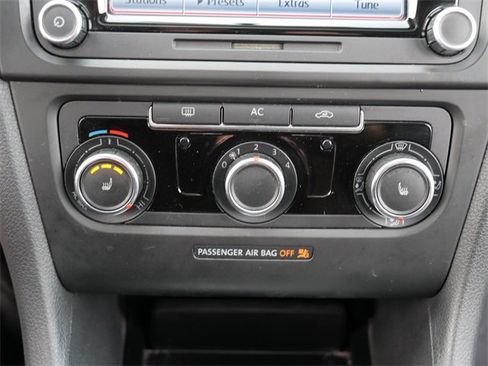 Used 2012 Volkswagen Golf 4-Door image 28