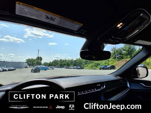 Used 2023 Jeep Grand Cherokee L Laredo AWD/4WD image 26