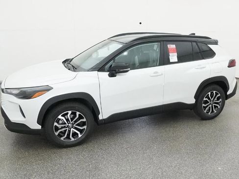 New 2026 Toyota Corolla Cross SE image 2