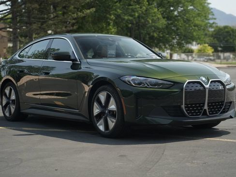Certified 2024 BMW i4 eDrive35 w/ Premium Package RWD image 7