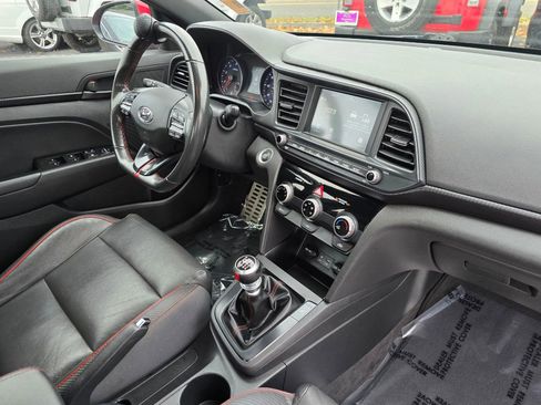 Used 2019 Hyundai Elantra Sport w/ Cargo Package image 12