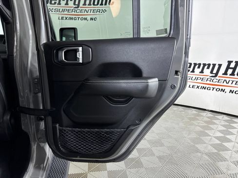 Used 2023 Jeep Wrangler Unlimited Sahara w/ Cold Weather Group AWD/4WD image 22