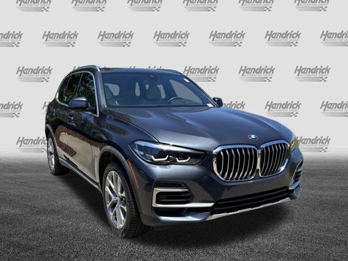 Used 2022 BMW X5 sDrive40i w/ Premium Package RWD image 2
