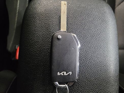 Used 2023 Kia Forte LXS FWD image 32