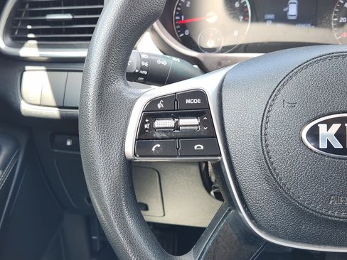 Used 2020 Kia Sorento L FWD image 27