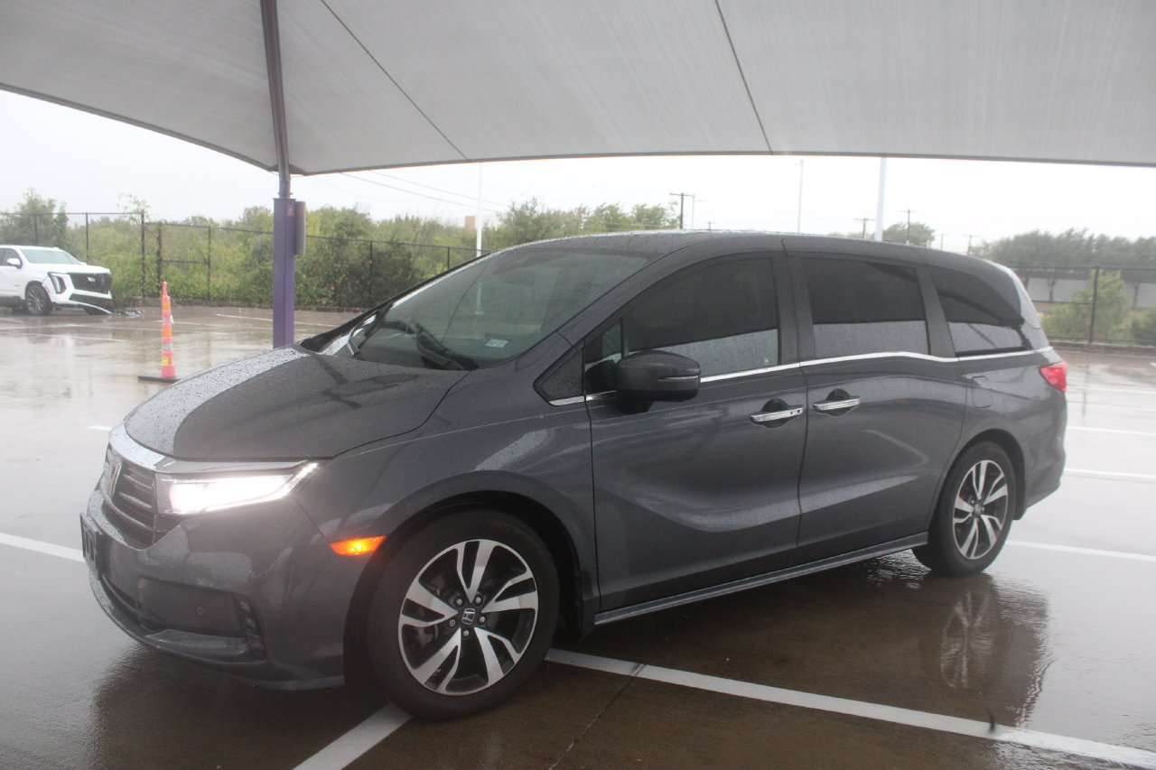 Used 2021 Honda Odyssey Touring image 1