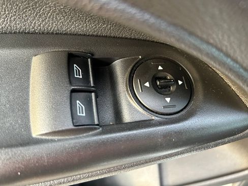Used 2016 Ford Transit Connect XL FWD image 16