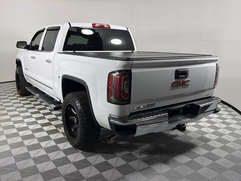 Used 2017 GMC Sierra 1500 SLT w/ SLT Premium Package AWD/4WD image 7