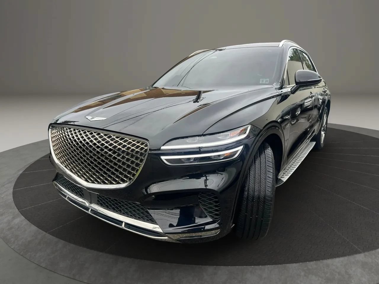 Used 2025 Genesis GV70 2.5T AWD/4WD image 1