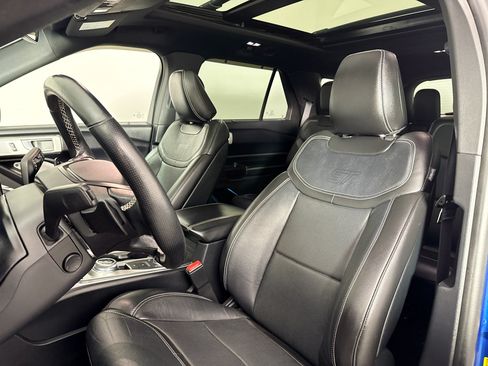 Used 2020 Ford Explorer ST w/ ST Street Pack AWD/4WD image 23