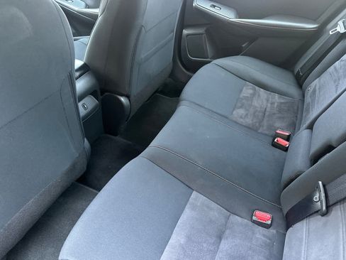 Used 2025 Nissan Sentra SR FWD image 4