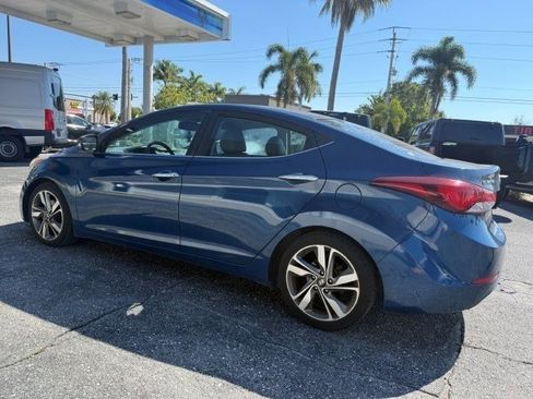 Used 2015 Hyundai Elantra Limited image 2