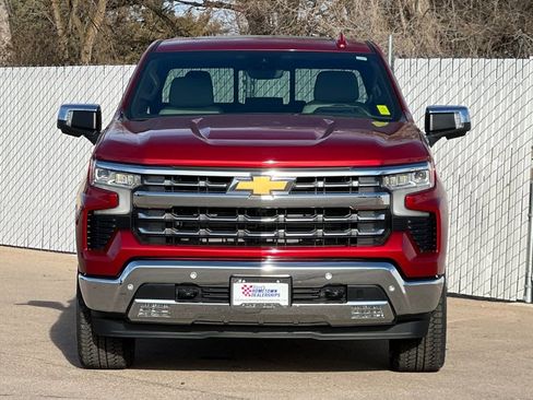 New 2026 Chevrolet Silverado 1500 LTZ w/ LTZ Premium Package AWD/4WD image 6