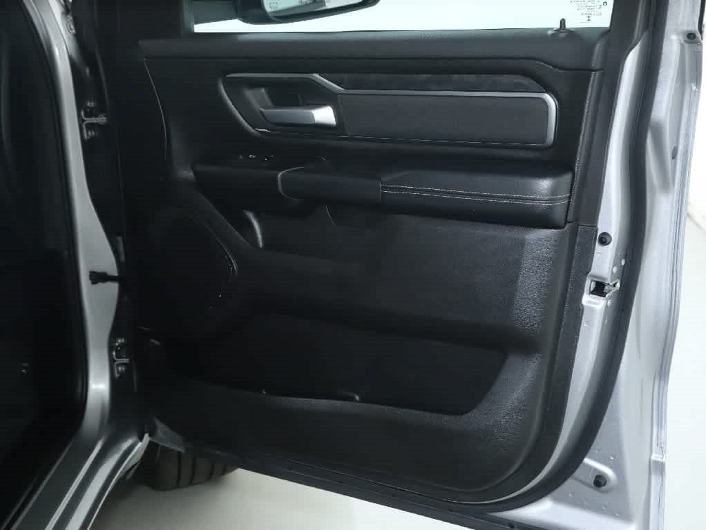 Used 2024 RAM 1500 Big Horn AWD/4WD image 33