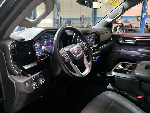 Used 2023 GMC Sierra 1500 Elevation image 8