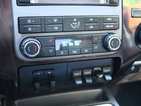 Used 2012 Ford F450 Lariat w/ Lariat Ultimate Pkg image 34