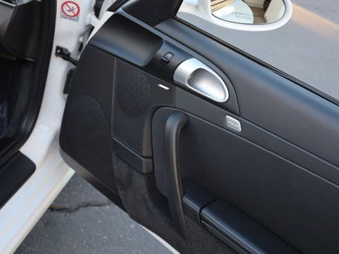 Used 2008 Porsche 911 Carrera S image 40