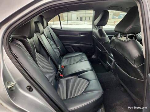 Used 2020 Toyota Camry SE image 41