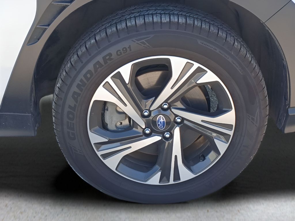 Used 2026 Subaru Crosstrek 2.5i Premium AWD/4WD image 28
