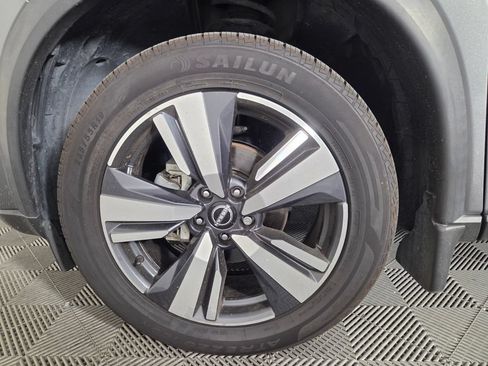Used 2023 Nissan Rogue SL w/ SL Premium Package FWD image 8