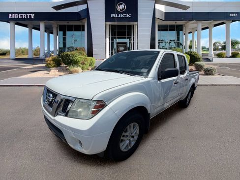 Used 2018 Nissan Frontier SV w/ Value Truck Package RWD image 5