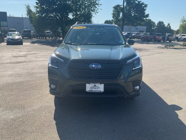 Certified 2023 Subaru Forester Premium AWD/4WD image 2