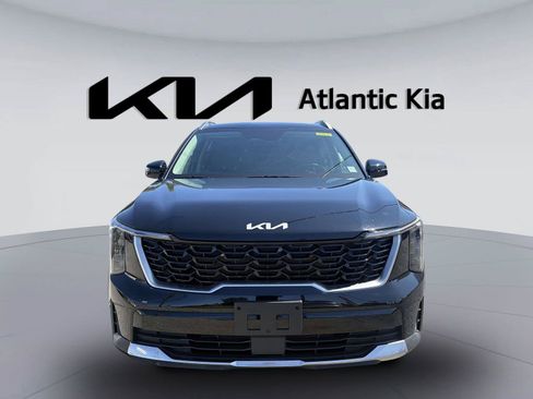 Certified 2026 Kia Sorento S AWD/4WD image 2