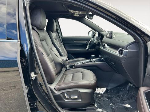 Used 2023 MAZDA CX-5 Signature image 11