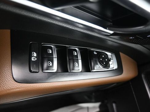 Used 2022 Kia Telluride SX w/ SX Prestige Package AWD/4WD image 20