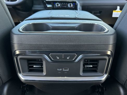 New 2026 GMC Sierra 1500 Denali w/ Technology Package AWD/4WD image 22