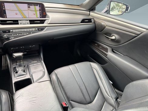 Used 2019 Lexus ES 350 F Sport w/ Accessory Package 2 FWD image 29