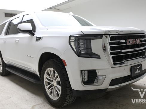 Used 2023 GMC Yukon XL SLT RWD image 6