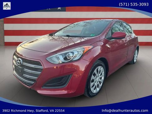 Used 2016 Hyundai Elantra GT FWD image 1