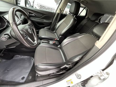 Used 2019 Buick Encore Preferred image 10