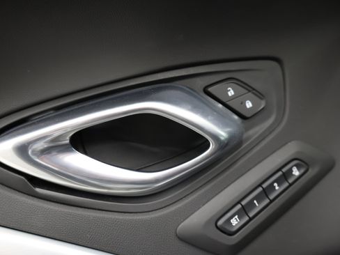 Used 2021 Chevrolet Camaro ZL1 RWD image 38