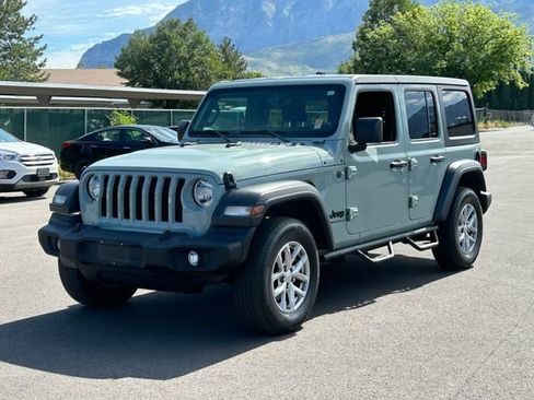 Used 2023 Jeep Wrangler Unlimited Sport AWD/4WD image 7