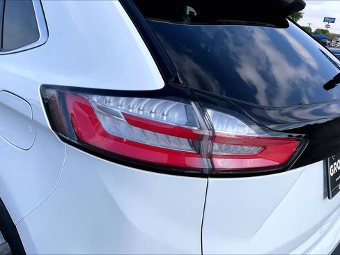 Used 2024 Ford Edge SEL image 28