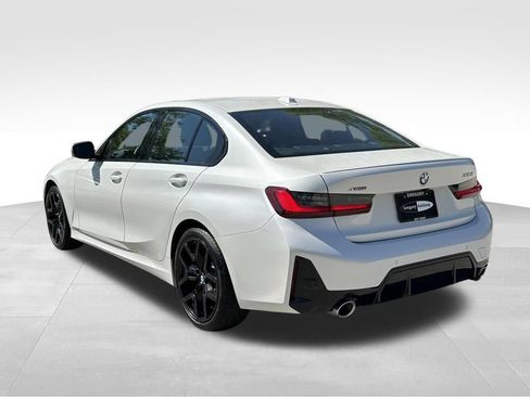 Used 2026 BMW 330i xDrive Sedan AWD/4WD image 9