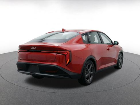 Used 2025 Kia K4 FWD image 9