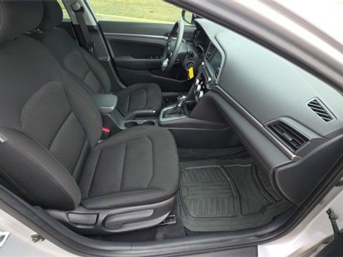 Used 2019 Hyundai Elantra SEL w/ Cargo Package image 29