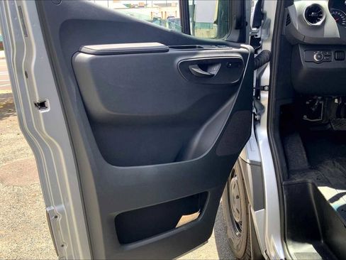 New 2025 Mercedes-Benz Sprinter 2500 image 17
