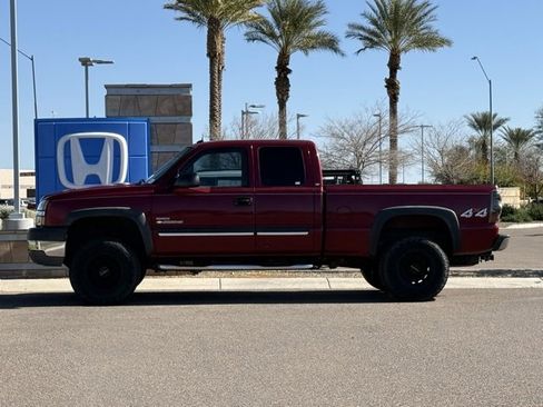 Used 2004 Chevrolet Silverado 2500 LT image 8